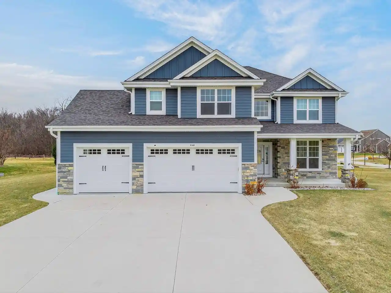 1st image of 3128 W Hidden Oaks Dr Dr, Franklin, WI 53132 | MLS# 1968767