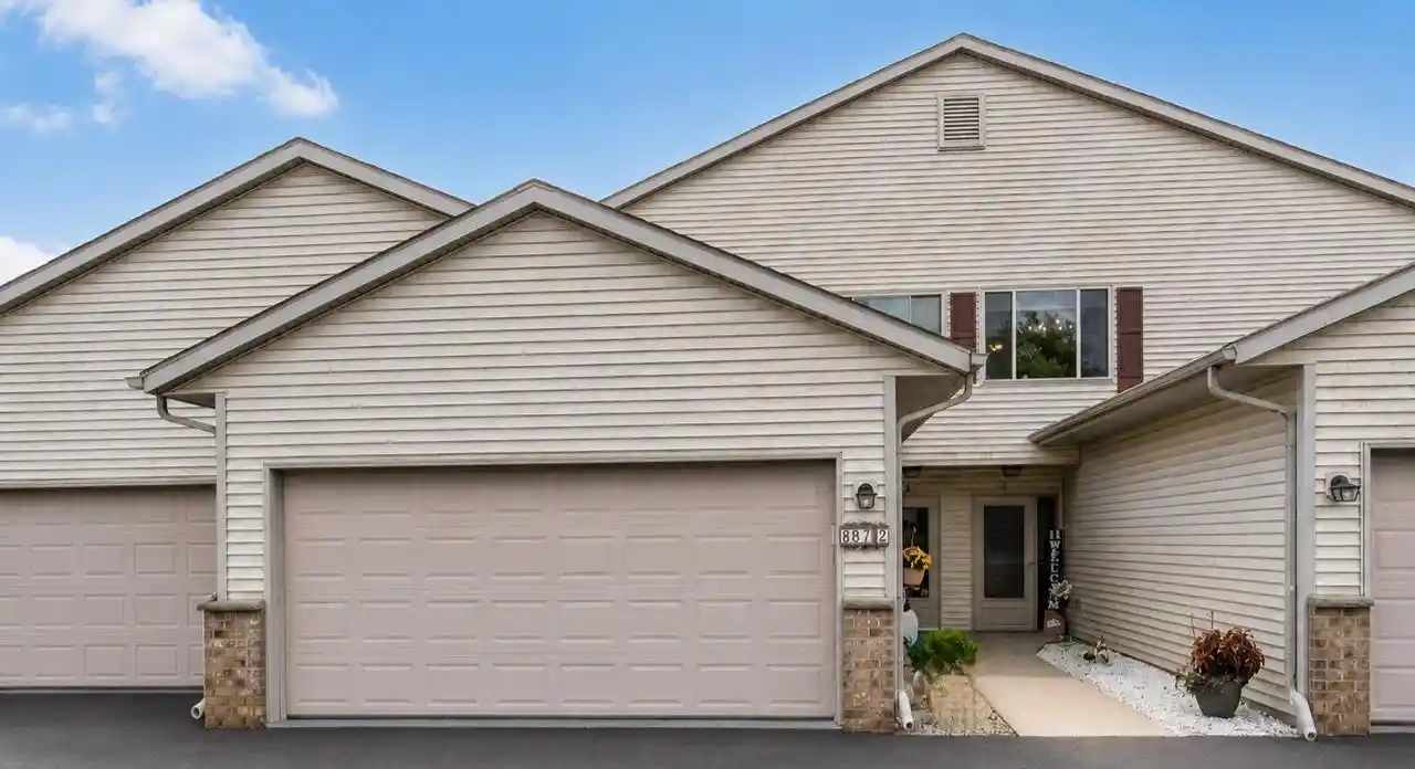 Homes for sale in Kewaskum, WI | 987 Roseland Dr Dr #2, Kewaskum, WI 53040 | MLS# 1968773