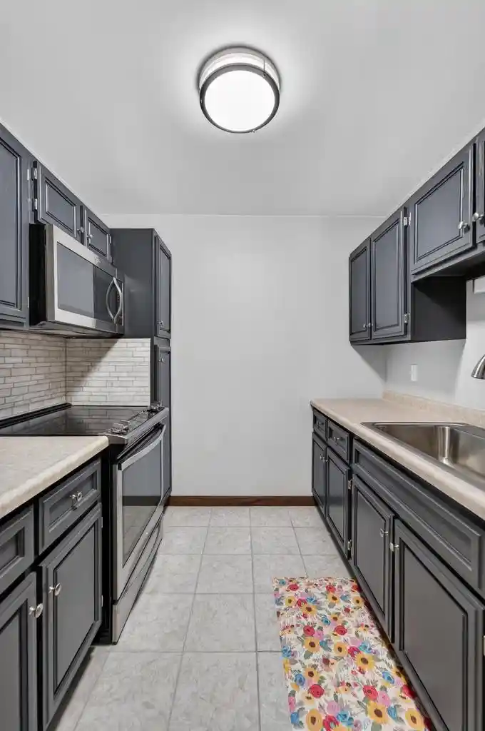 Homes for sale in Middleton, WI | 6245 Charing Cross Lane Lane #B, Middleton, WI 53562 | MLS# 2026555