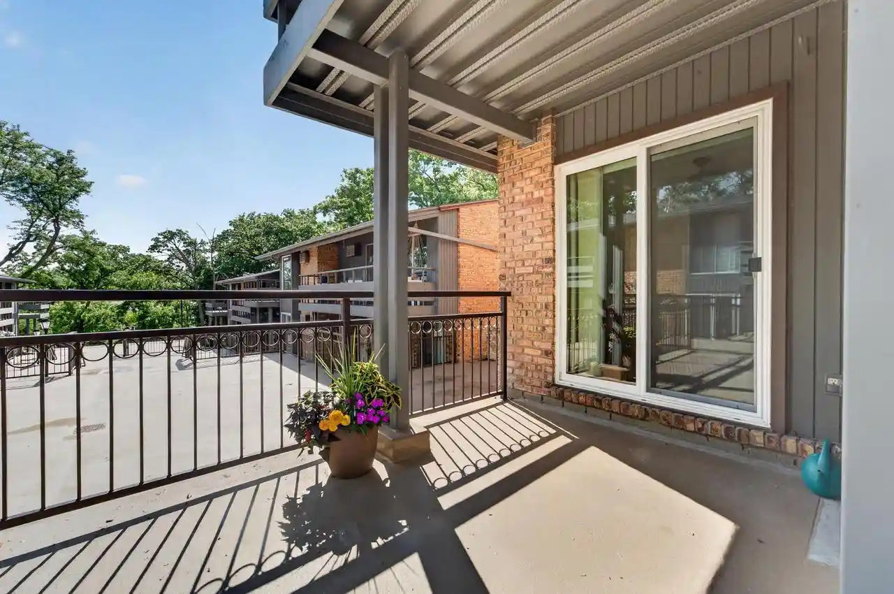 Homes for sale in Middleton, WI | 6245 Charing Cross Lane Lane #B, Middleton, WI 53562 | MLS# 2026555