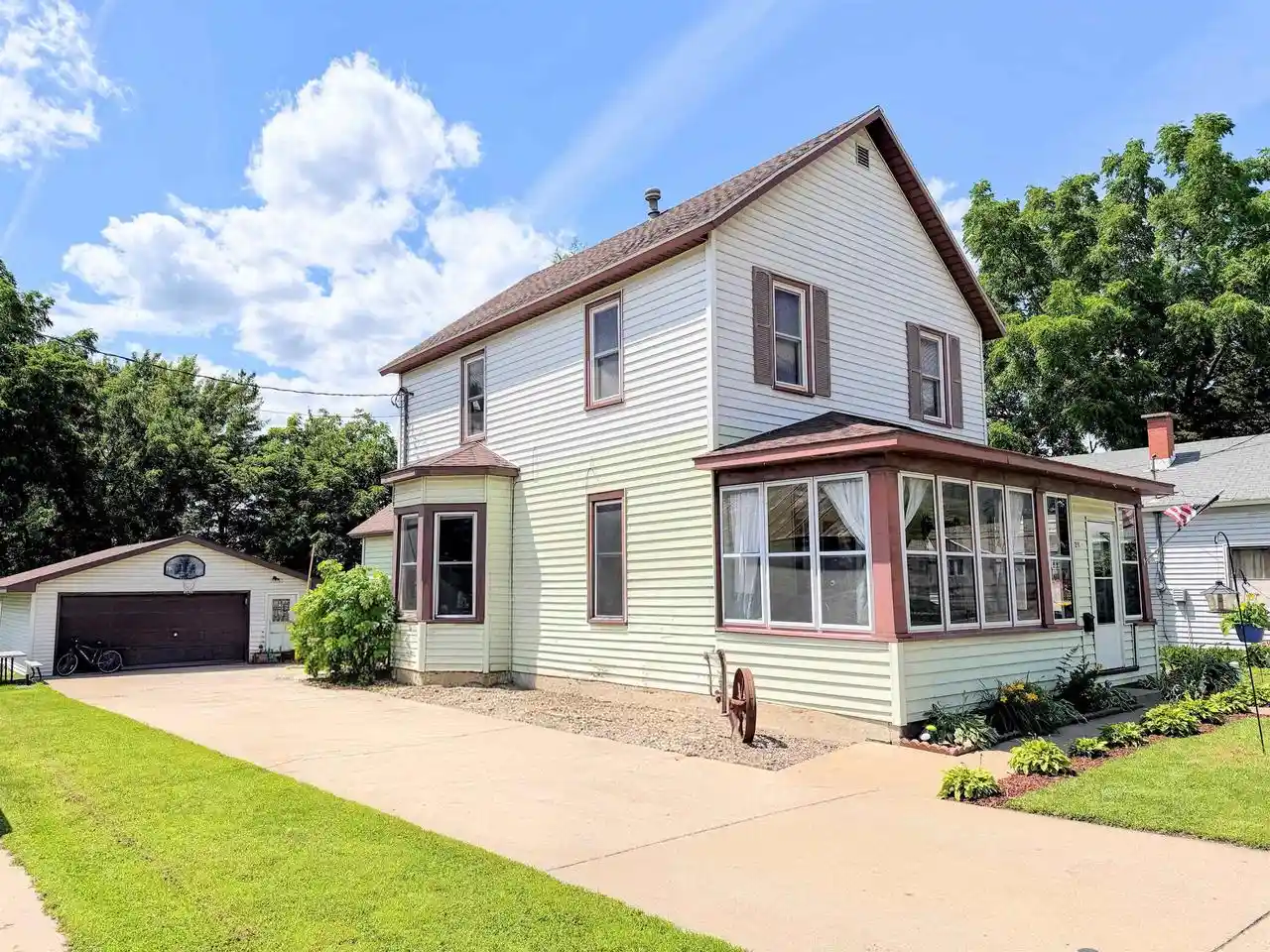 1st image of 211 S Prairie Street Street, Prairie Du Chien, WI 53821 | MLS# 2026561