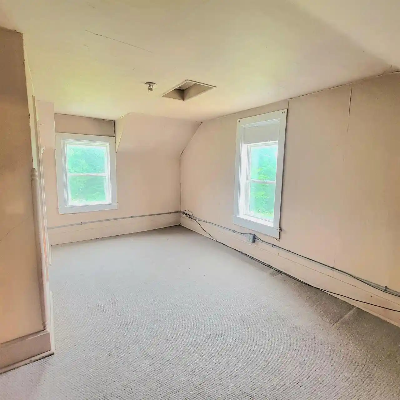 Photo 2 of Single family home for sale at S6053 South Shore Road Road, Baraboo, WI 53913 | MLS# 2026558 | Listing updated on 2026-08-27