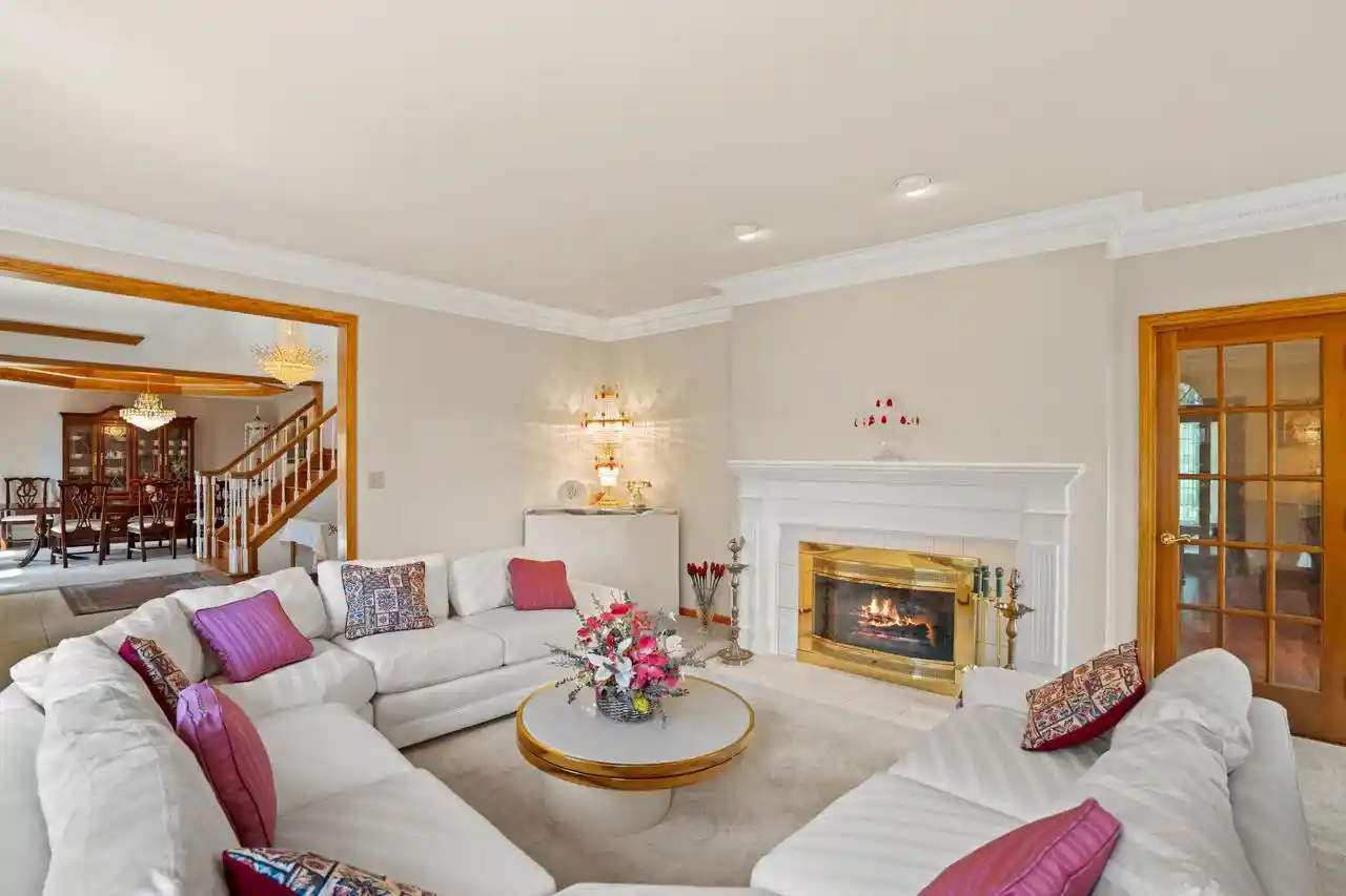 Photo 3 of Single family home for sale at 5623 River Hills Road Road, Caledonia, WI 53402 | MLS# 1968784 | Listing updated on 2026-06-24