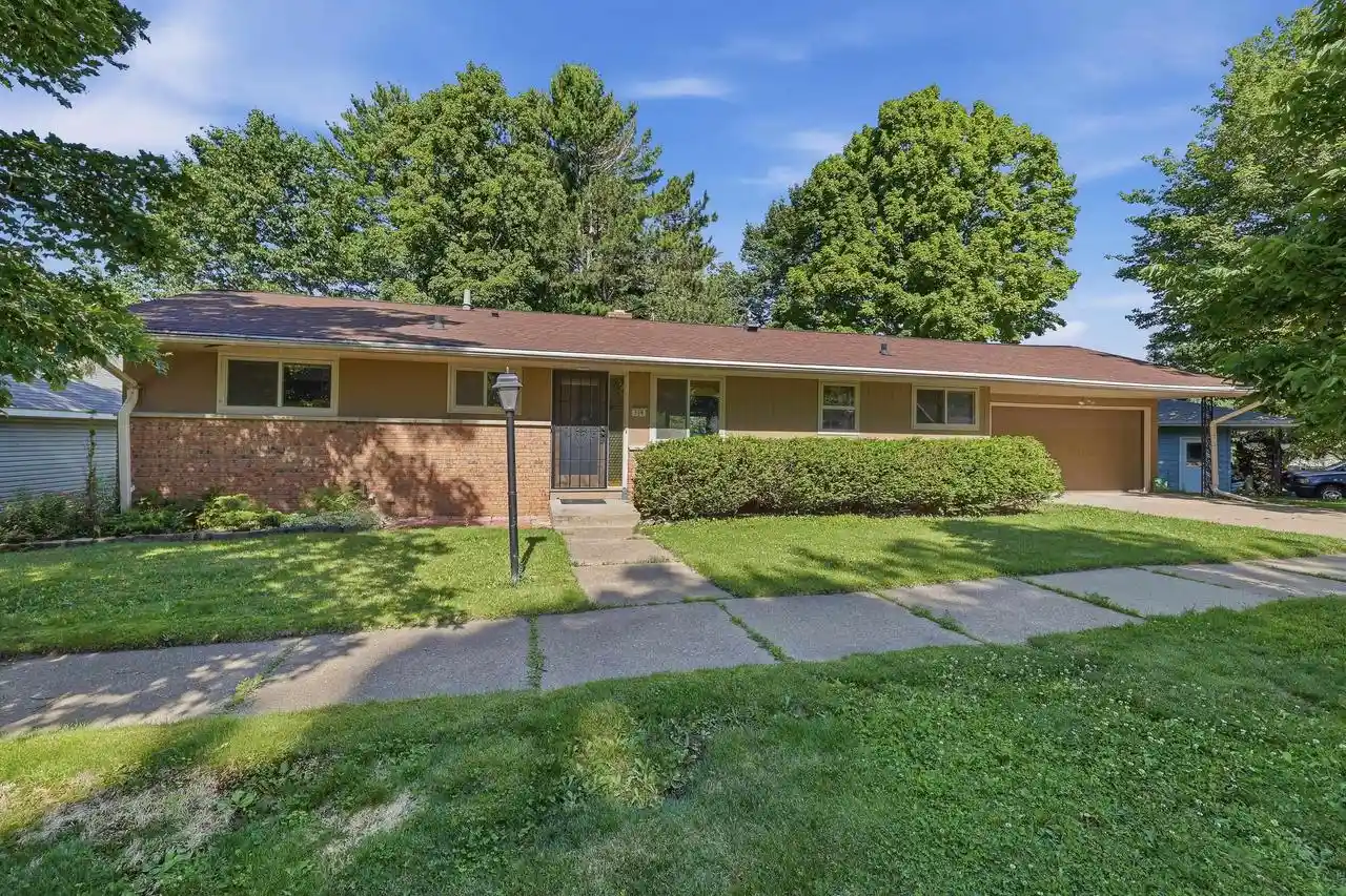 1st image of 908 S 11th Street Street, Wausau, WI 54403 | MLS# 22602894
