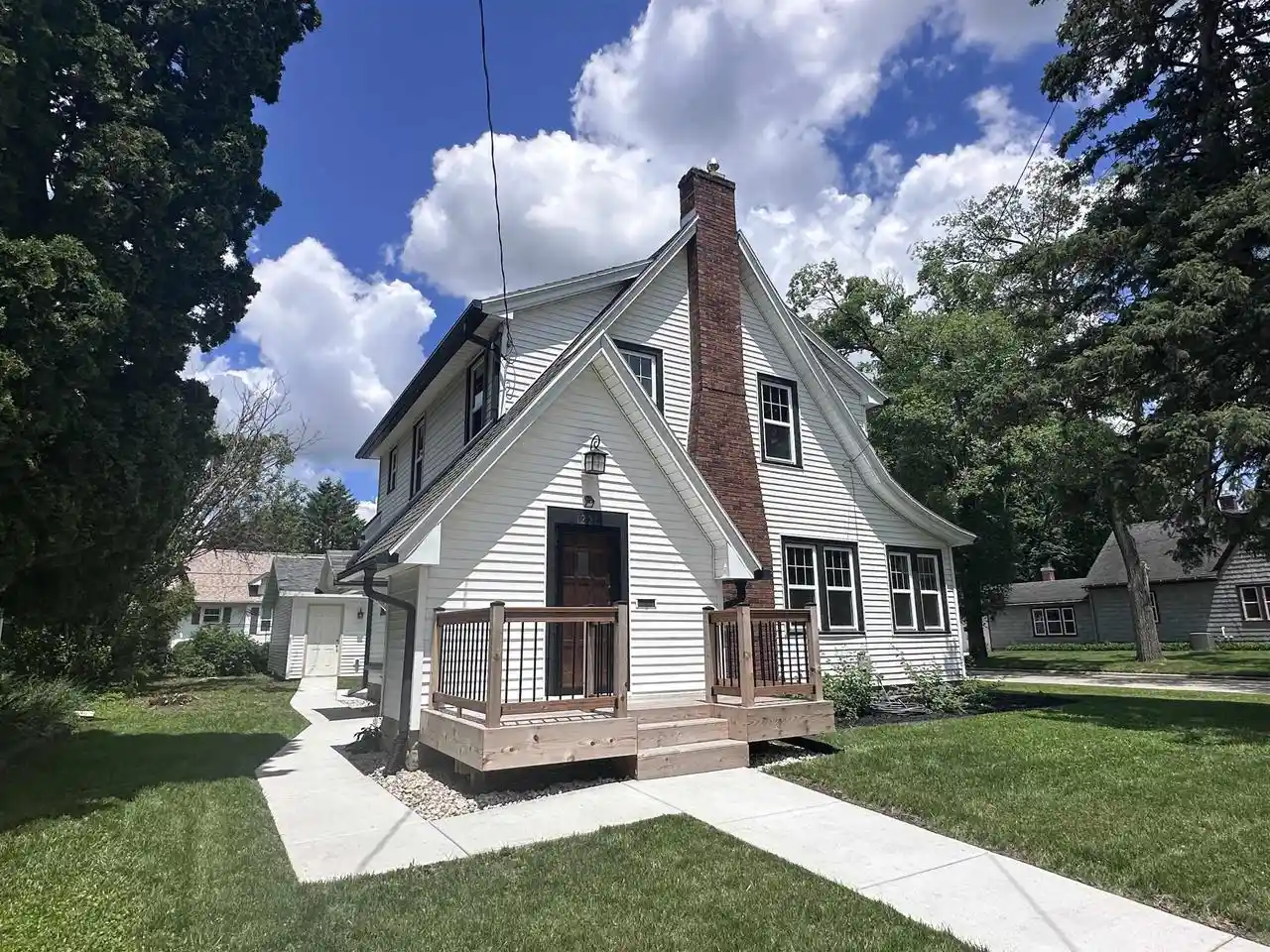 Photo 1 of Single family home for sale at 1221 Grace Street Street, Janesville, WI 53545 | MLS# 2026574 | Listing updated on 2026-09-18