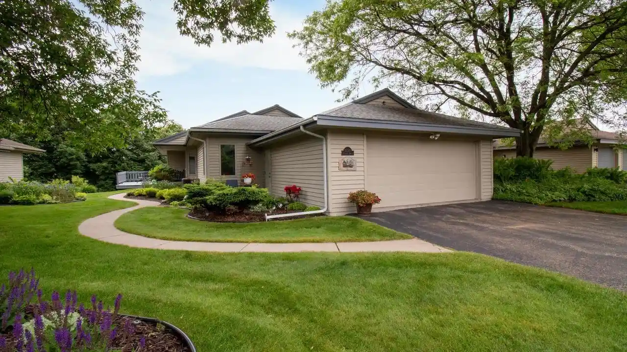 1st image of 1235 Easthill Dr Dr, Wausau, WI 54403 | MLS# 22602899