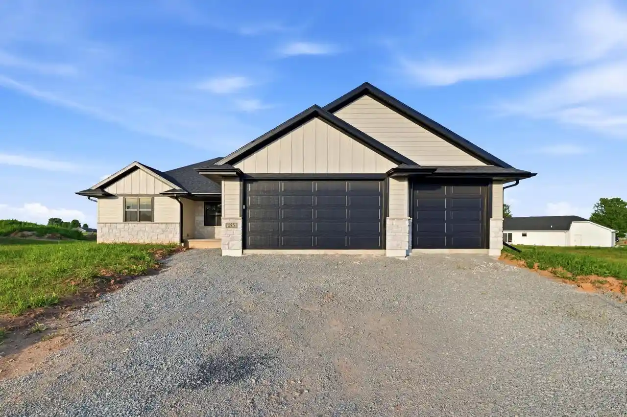 Homes for sale in Wrightstown, WI | 575 Emerald Isle Court Court, Wrightstown, WI 54180 | MLS# 50328019