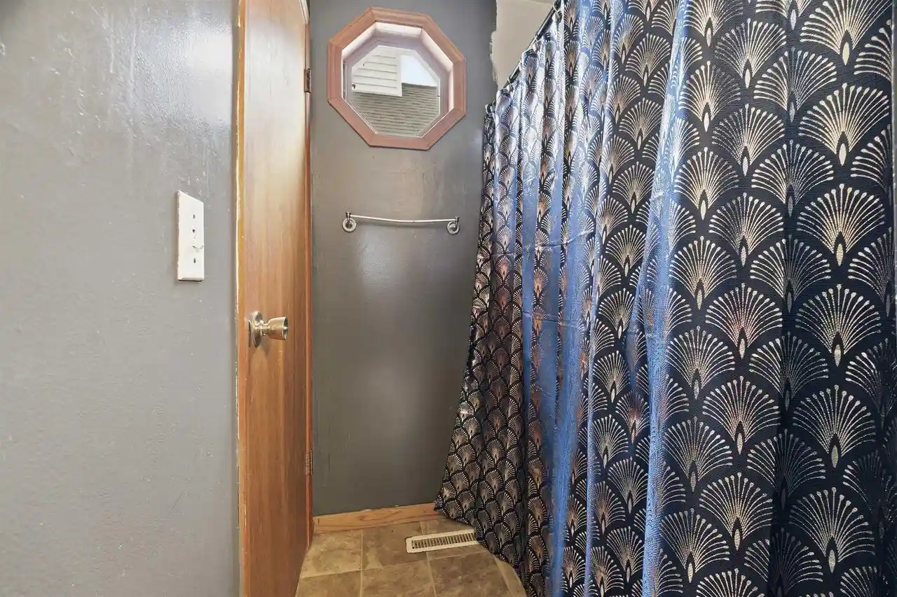 Photo 3 of Single family home for sale at 613 Shawano Avenue Avenue, Oshkosh, WI 54901 | MLS# 50328020 | Listing updated on 2026-09-21