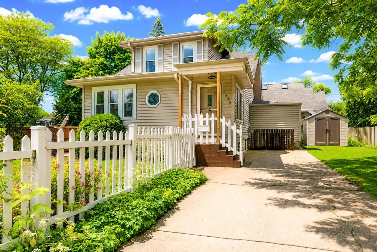 Photo 1 of Single family home for sale at 1500 E Kensington Boulevard Boulevard, Milwaukee, WI 53211 | MLS# 1968832 | Listing updated on 2026-08-28