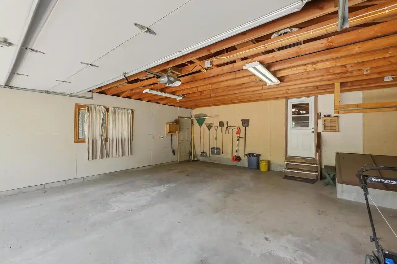 Photo 4 of Single family home for sale at N8277 E Mecan Lane Lane, Neshkoro, WI 54960 | MLS# 50328024 | Listing updated on 2026-09-13