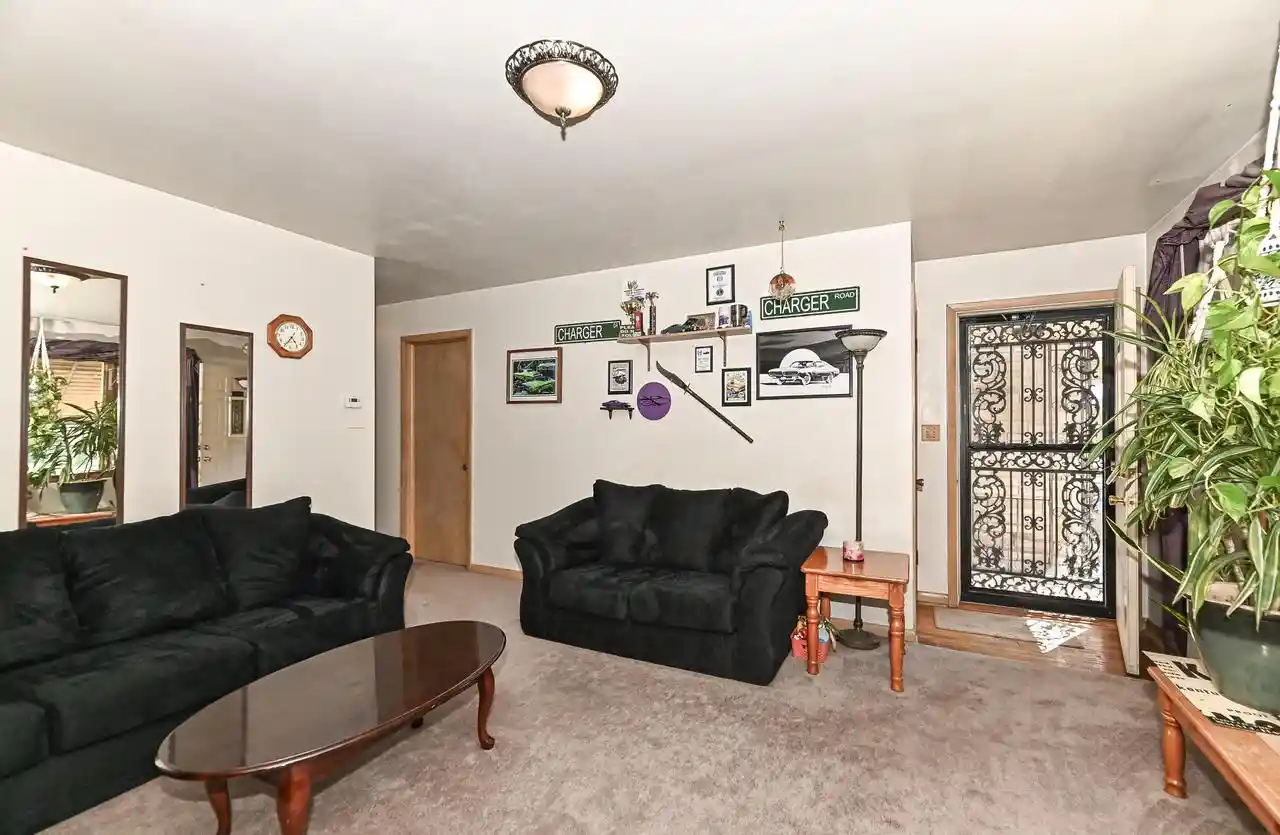 2nd image of 3948 E Underwood Avenue Avenue, Cudahy, WI 53110 | MLS# 1968841