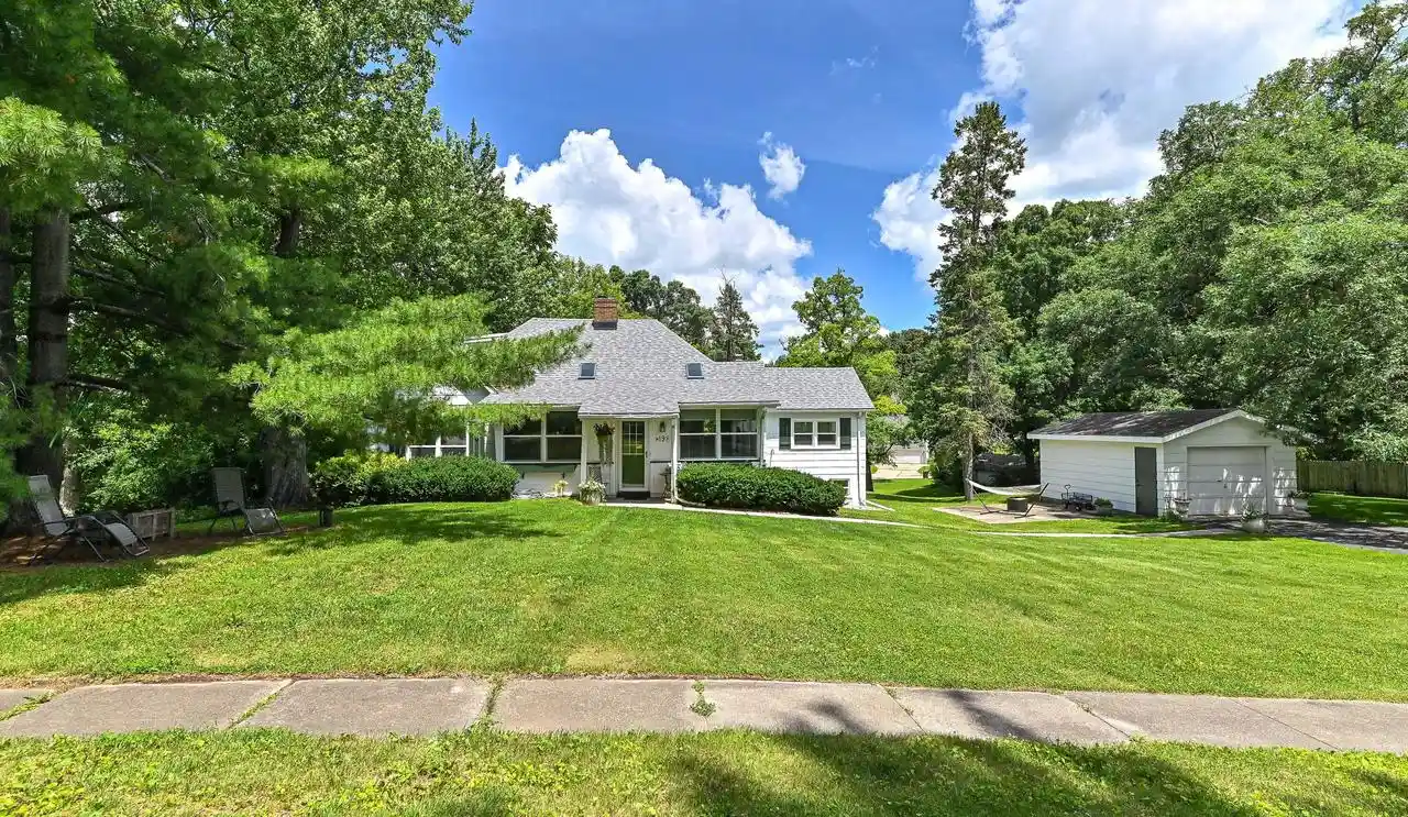 Homes for sale in Genoa City, WI | W198 Tombeau Boulevard Boulevard, Genoa City, WI 53128 | MLS# 1968848
