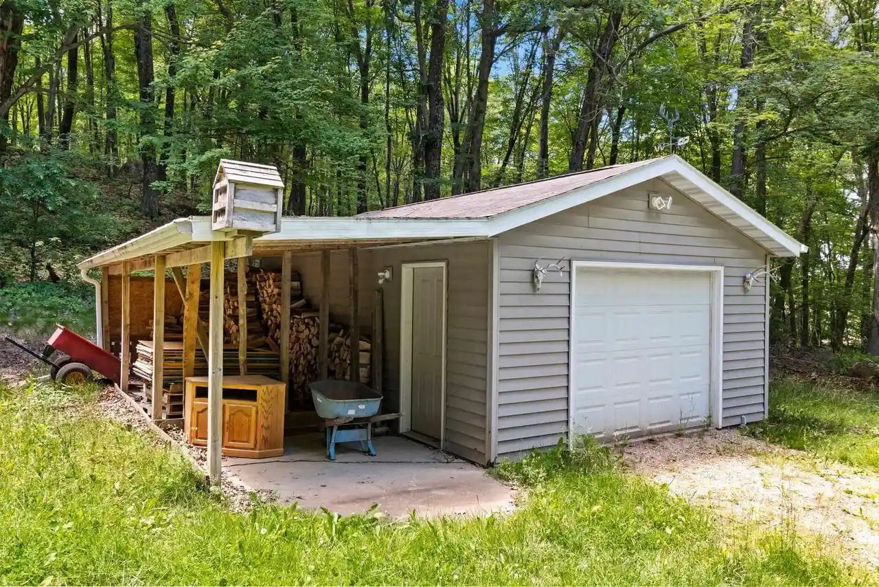 4th image of E559 Indian Valley Road Road, Waupaca, WI 54981 | MLS# 50327981