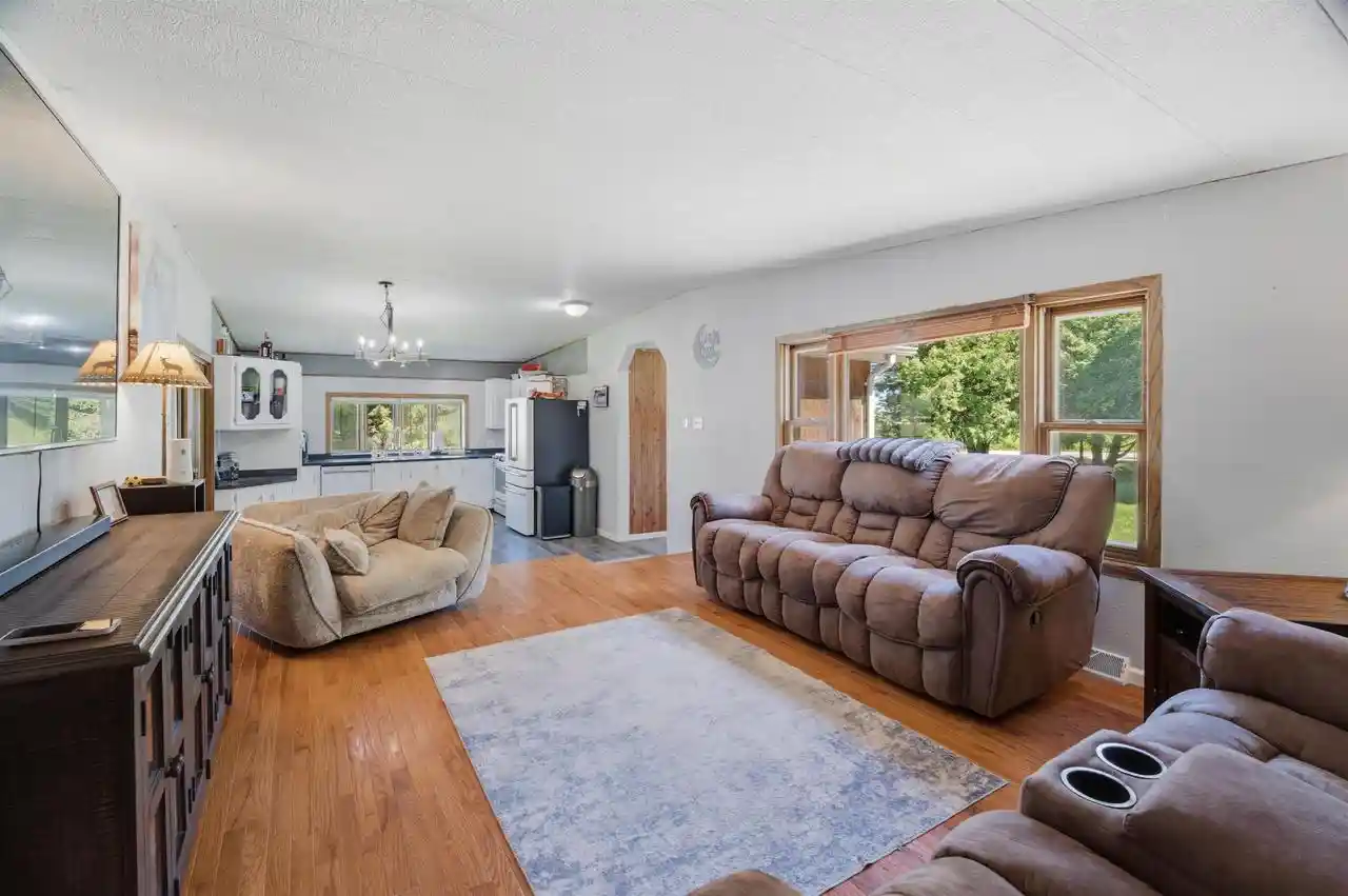 Homes for sale in New London, WI | W10531 Roloff Road Road, New London, WI 54961 | MLS# 50328030