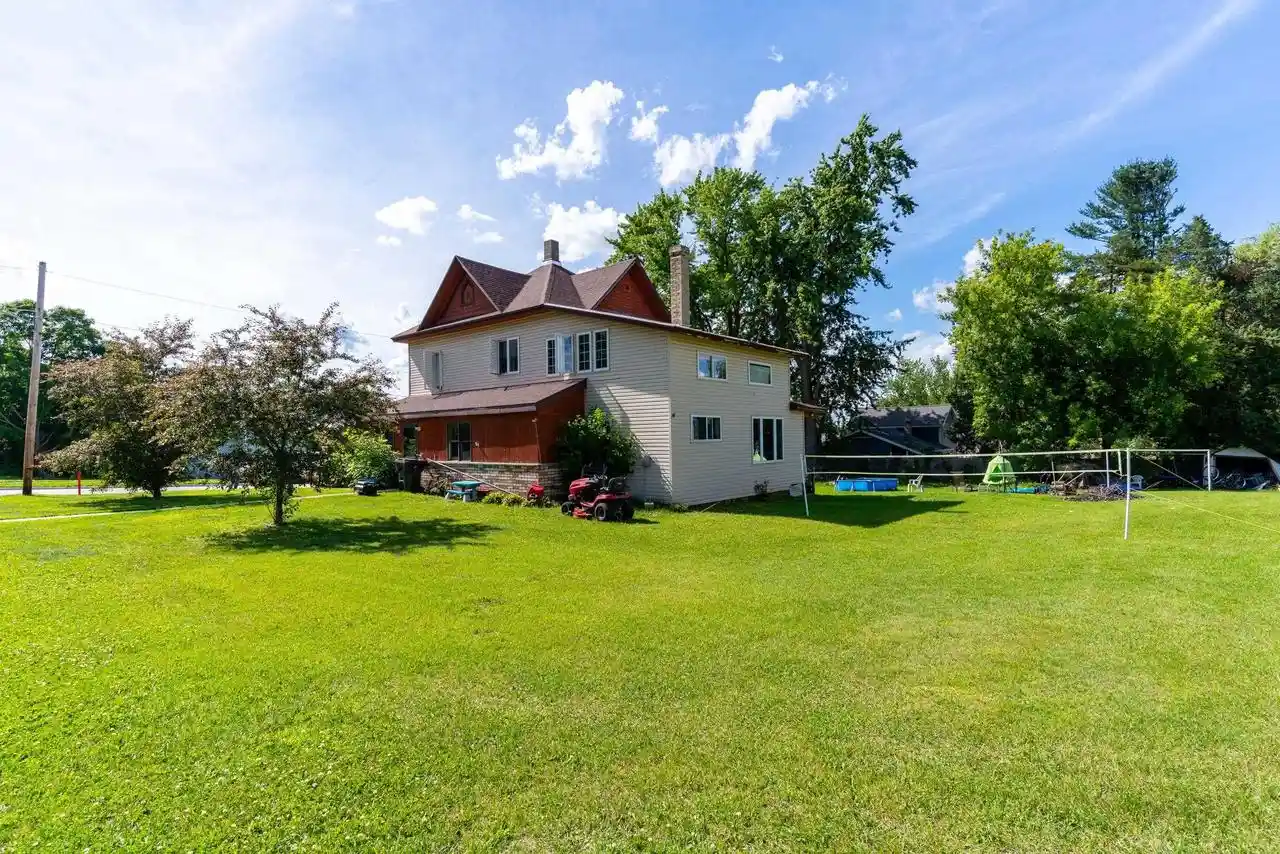 5th image of 304 E 4th Street Street, Manawa, WI 54949 | MLS# 50328050