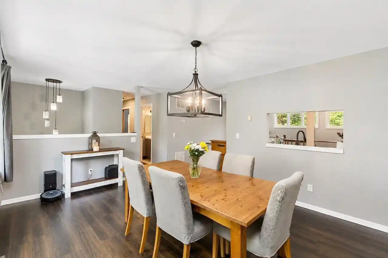 Photo 3 of Single family home for sale at 724 Crist Road Road, Beloit, WI 53511 | MLS# 2026637 | Listing updated on 2026-08-31