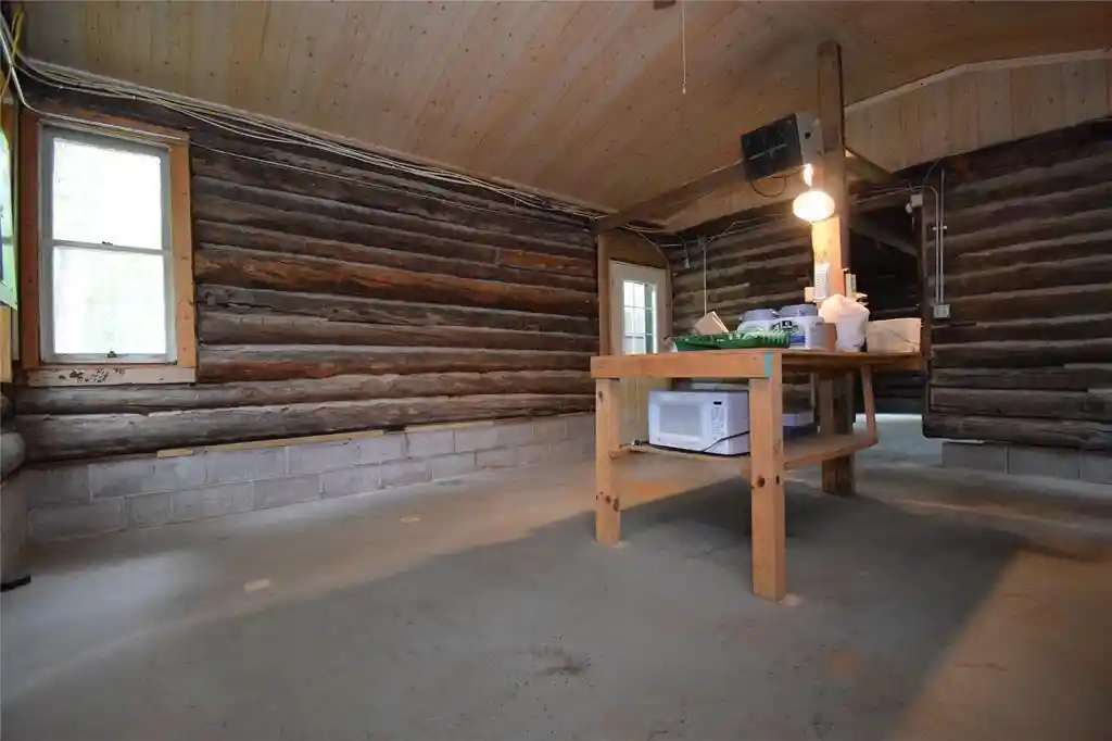 4th image of 4411 Lunsman Dr Dr, Danbury, WI 54830 | MLS# 1602606
