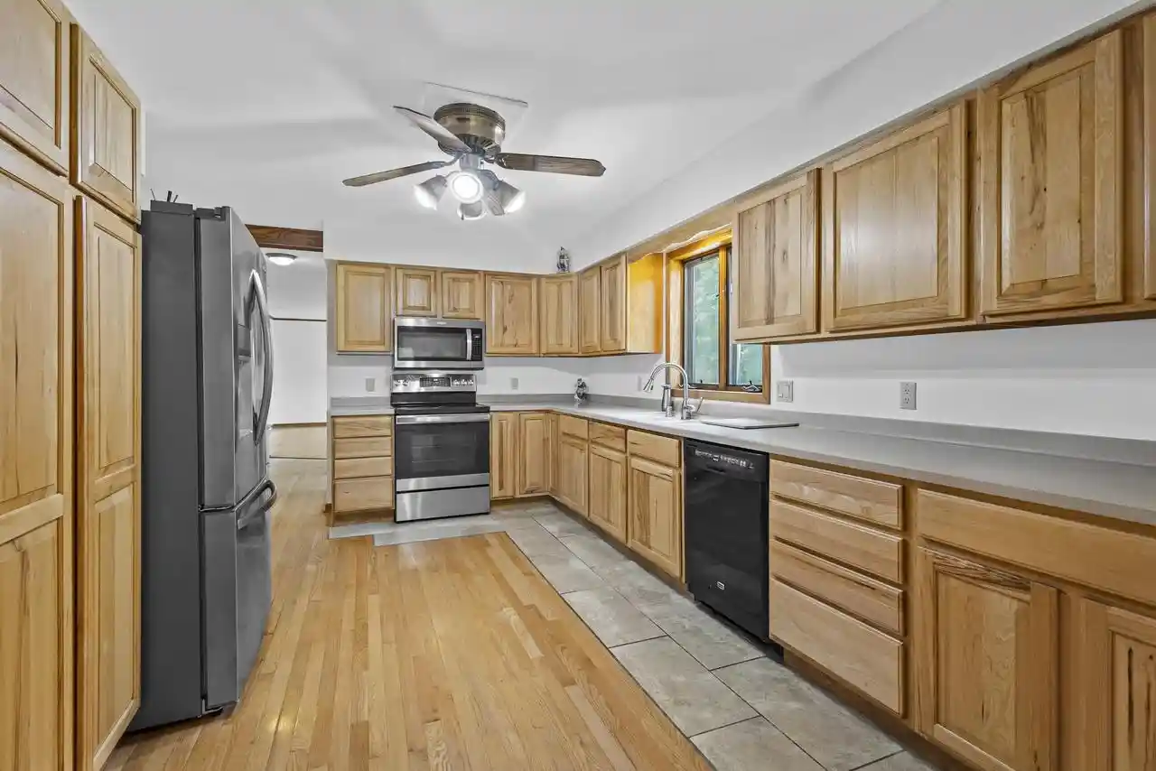 3rd image of 7824 Caribou Court Court, Verona, WI 53593 | MLS# 2026641