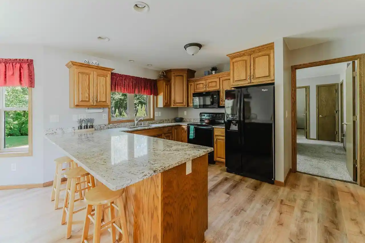 61st image of 2355 Hickory Court Court, Oshkosh, WI 54901 | MLS# 50328055