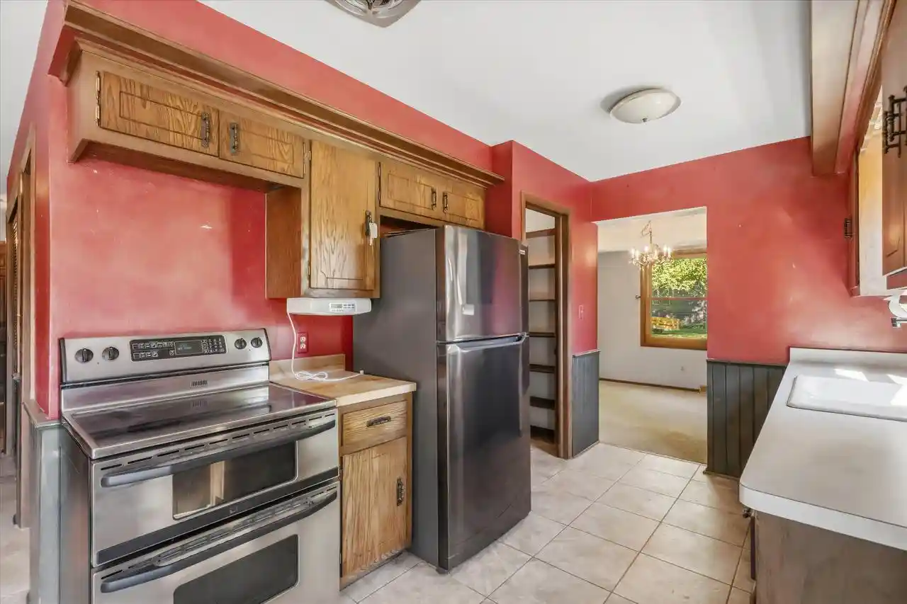 Homes for sale in Cedarburg, WI | 7881 Hill 'N Dale Court Court, Cedarburg, WI 53012 | MLS# 1968879