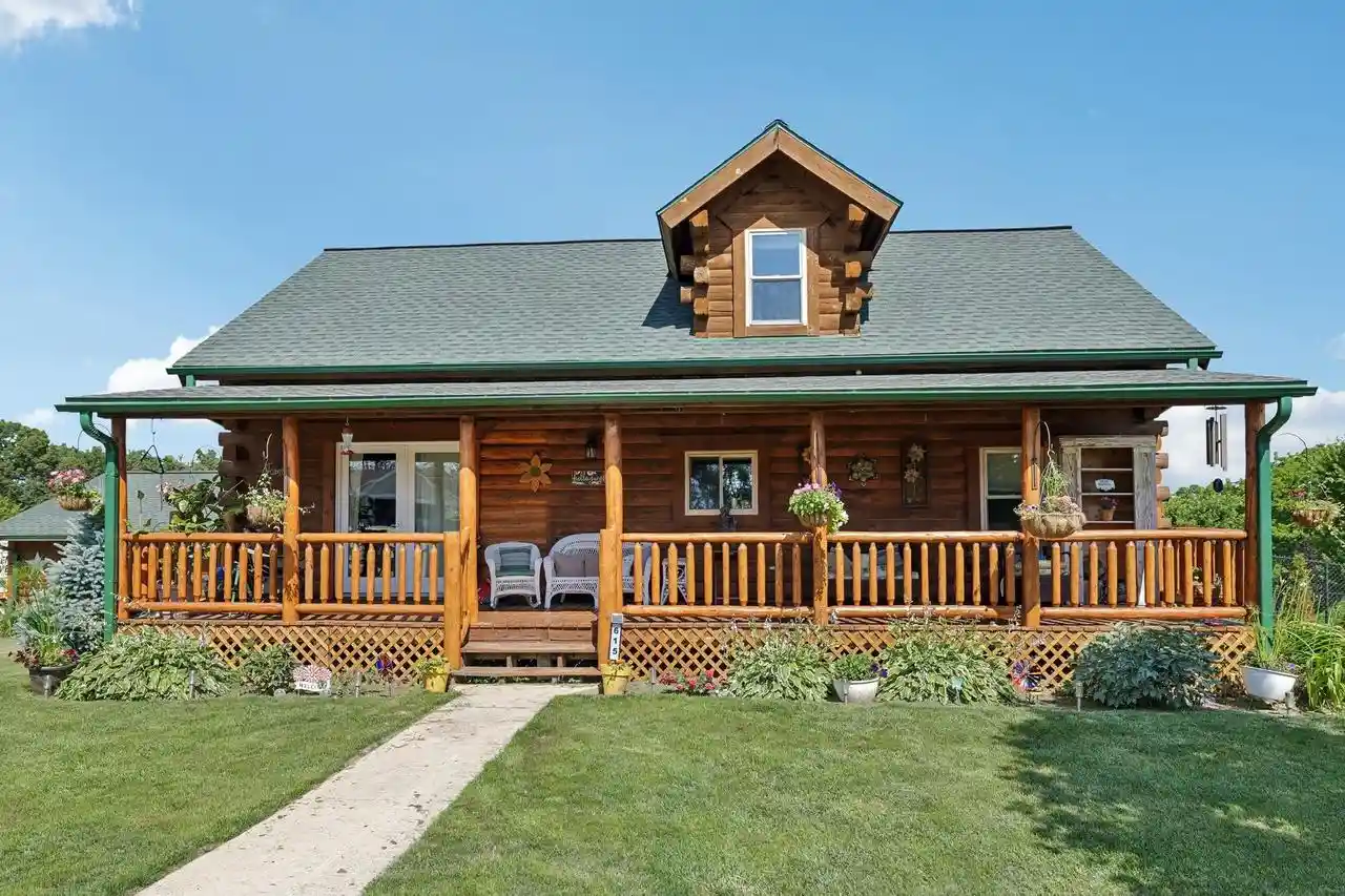 1st image of 615 Lakeview Avenue Avenue, Merrimac, WI 53561 | MLS# 2026645