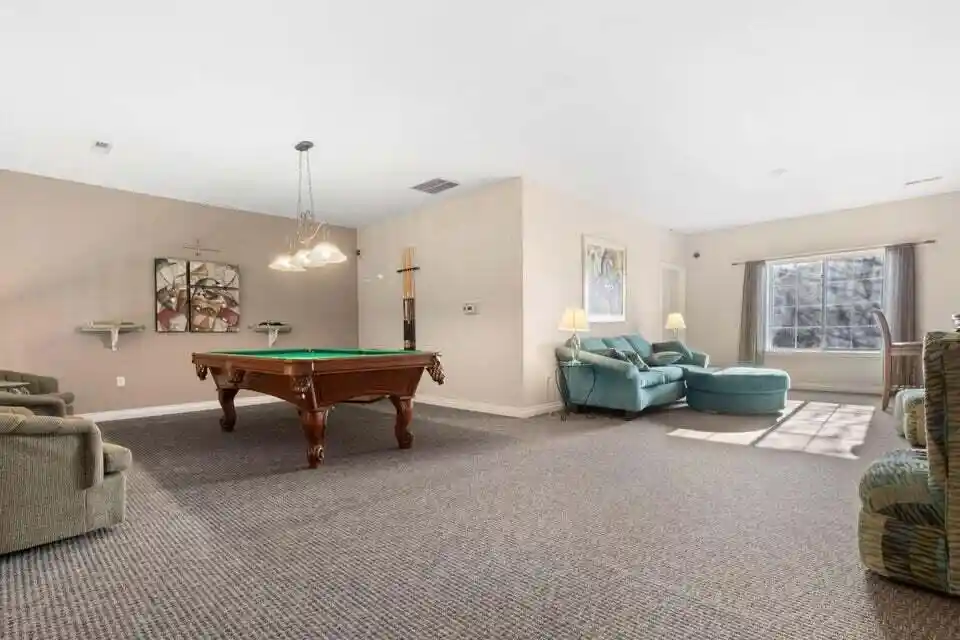 5th image of 6195 Walnut Ln Ln, Cudahy, WI 53110