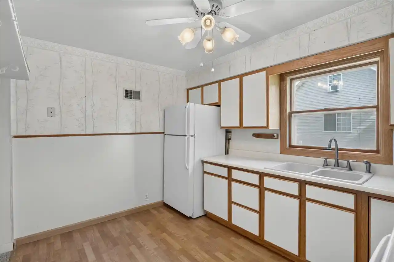Homes for sale in Beloit, WI | 1129 Johnson Street Street, Beloit, WI 53511 | MLS# 2026651