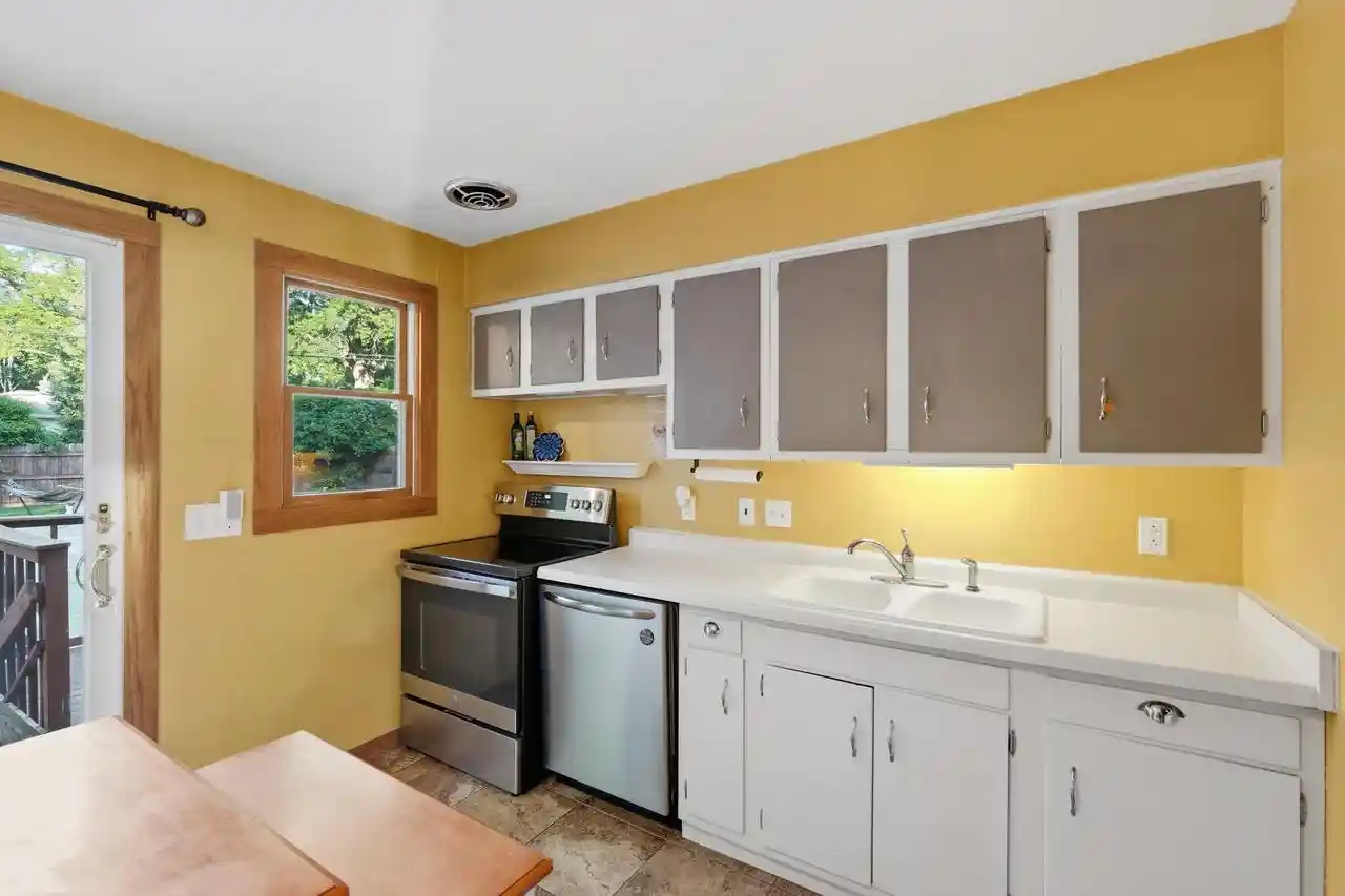 5th image of 4617 Cody Lane Lane, Madison, WI 53704 | MLS# 2026655