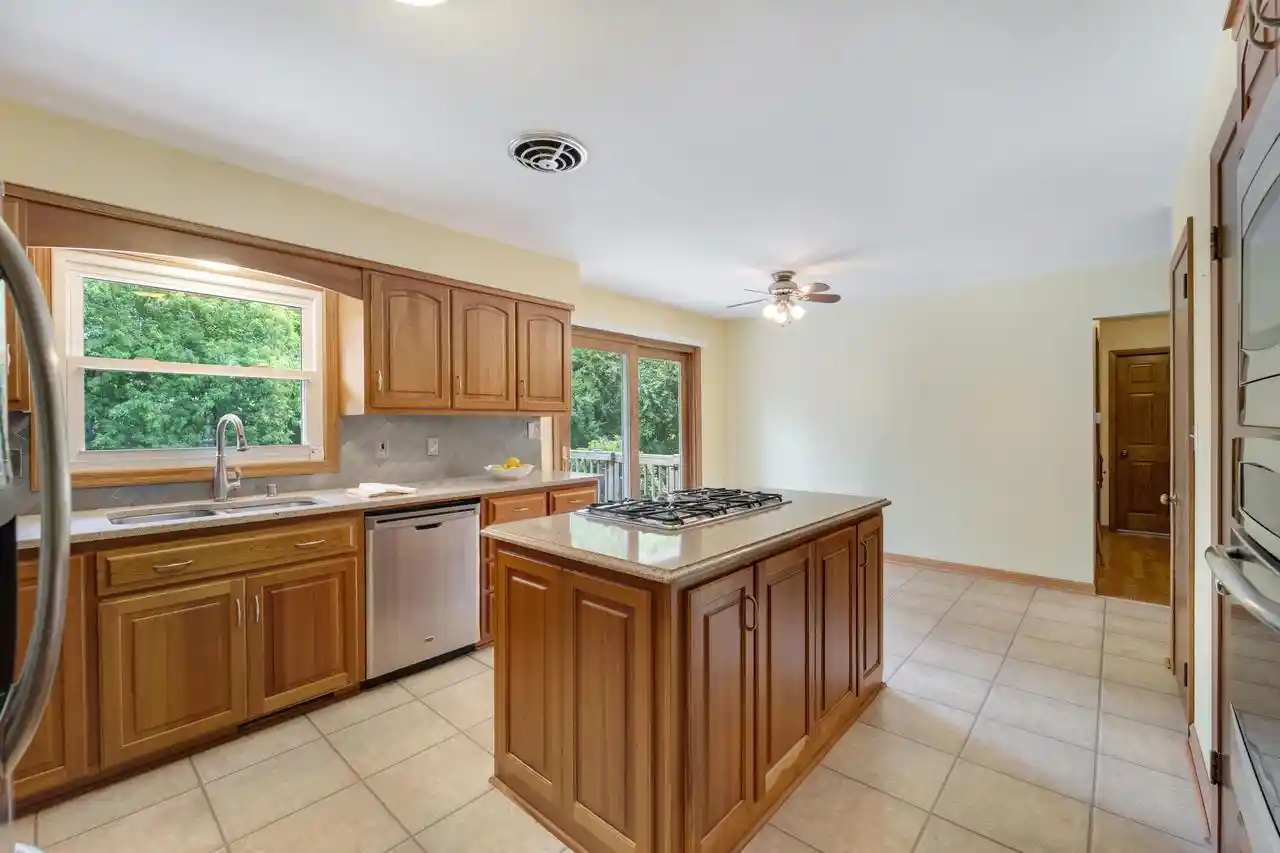 Homes for sale in Port Washington, WI | 518 W Grand Avenue Avenue, Port Washington, WI 53074 | MLS# 1968911
