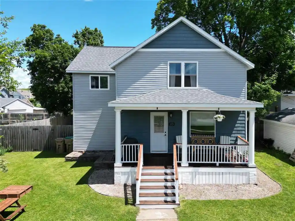 Homes for sale in Chippewa Falls, WI | 115 S Prairie Street Street, Chippewa Falls, WI 54729 | MLS# 1602583