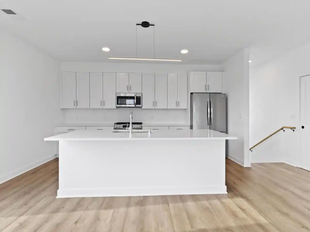 2nd image of 4163 E Hemlock Dr Dr #201, Oak Creek, WI 53154 | MLS# 1968918
