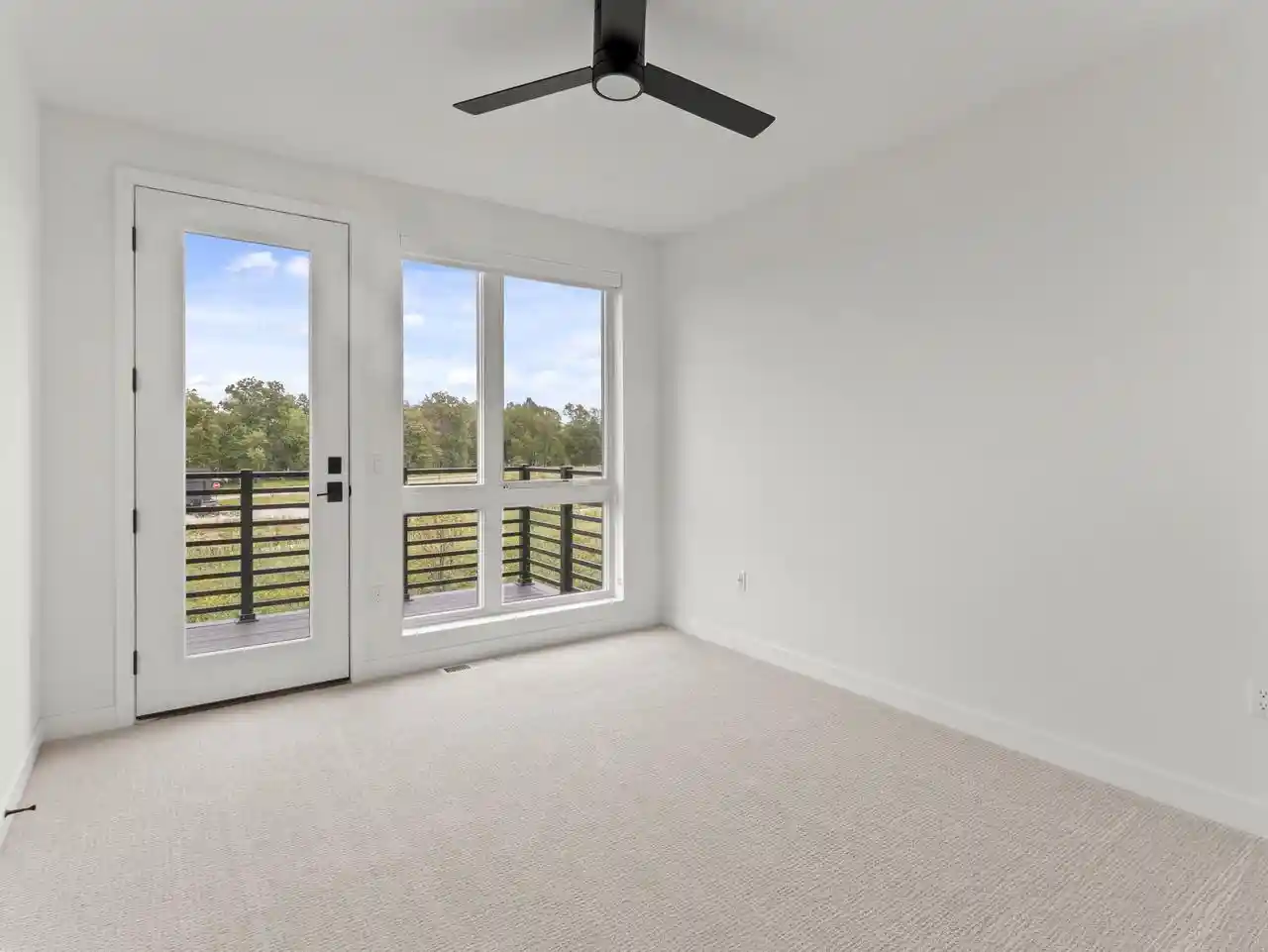 Listing Photo 5 - Condo for sale in building located at 9352 S Alder Pl Pl, Oak Creek, WI 53154 - Unit #105