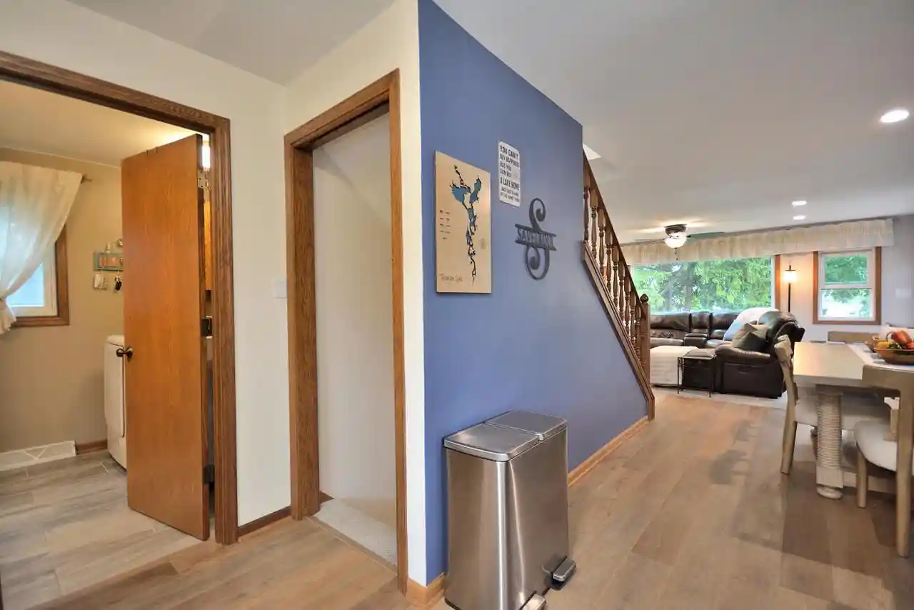 3rd image of 6709 Spruce Lane Lane, Waterford, WI 53185 | MLS# 1968925