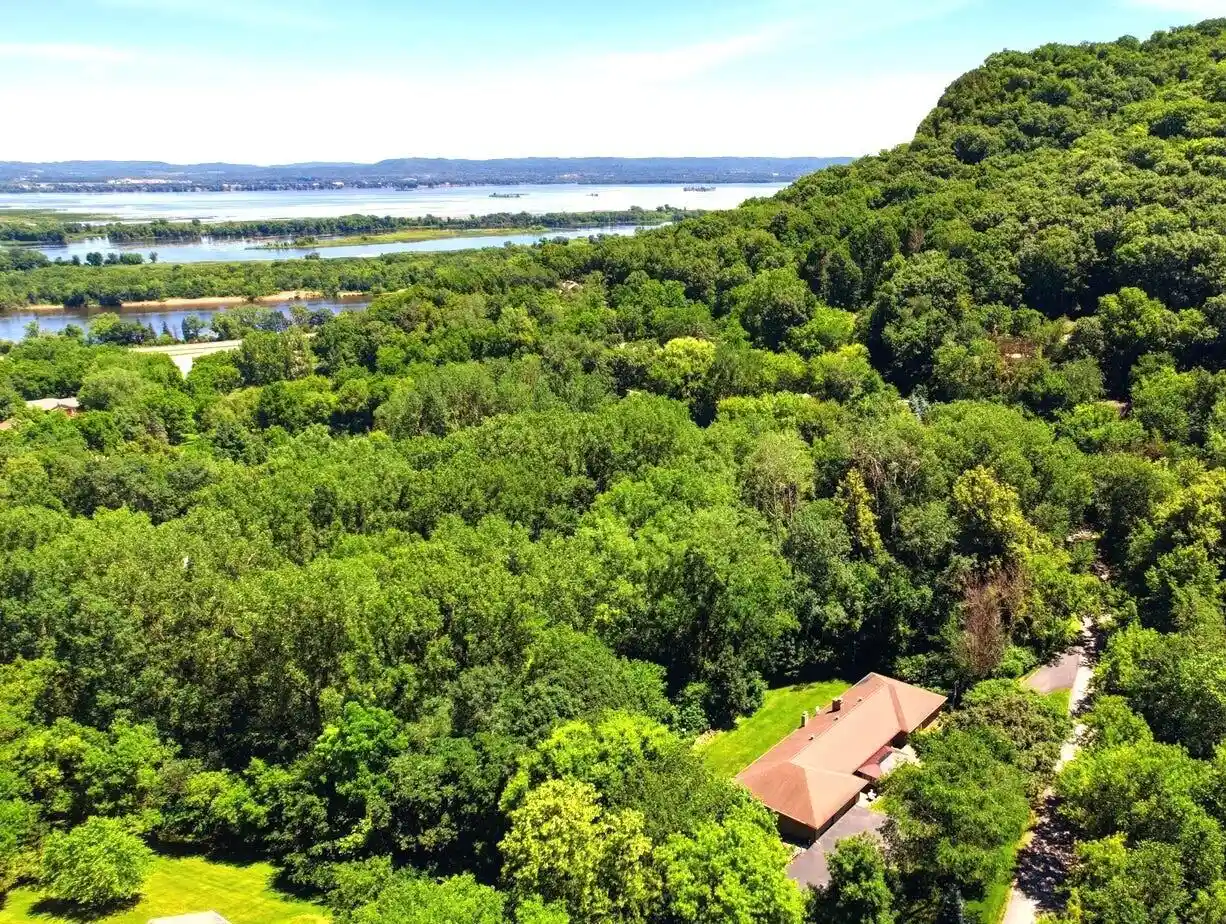1st image of 47060 Queens Cove Circle Circle, La Crescent, MN 55947 | MLS# 1968928