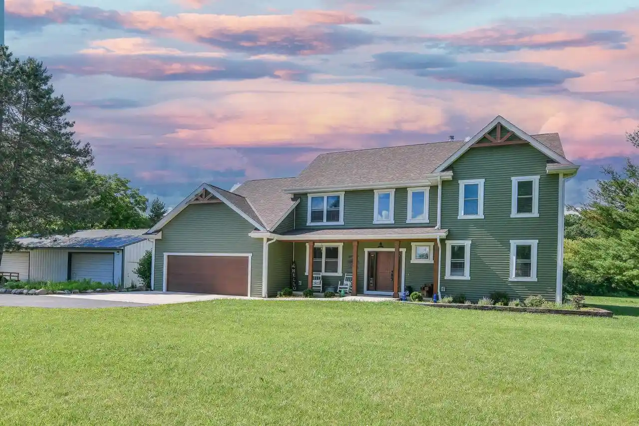 Photo 1 of Single family home for sale at 27100 60th Street Street, Salem, WI 53168 | MLS# 1968947 | Listing updated on 2026-09-08