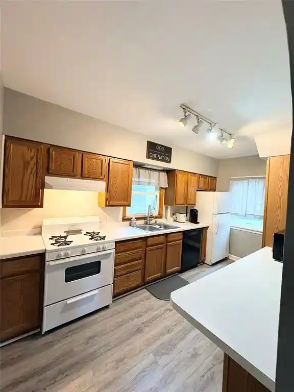 5th image of 11 E Coleman Street Street, Rice Lake, WI 54868 | MLS# 1602628