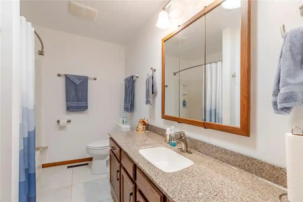 2nd image of 3514-3516 Stein Blvd Blvd, Eau Claire, WI 54701