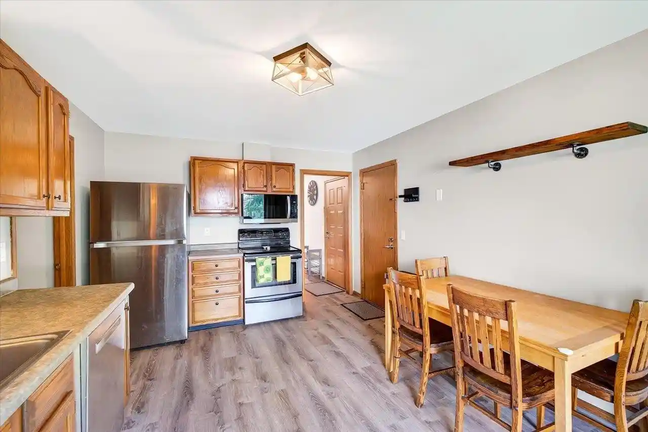 2nd image of 3021 Dorchester Way Way, Madison, WI 53719 | MLS# 2026681