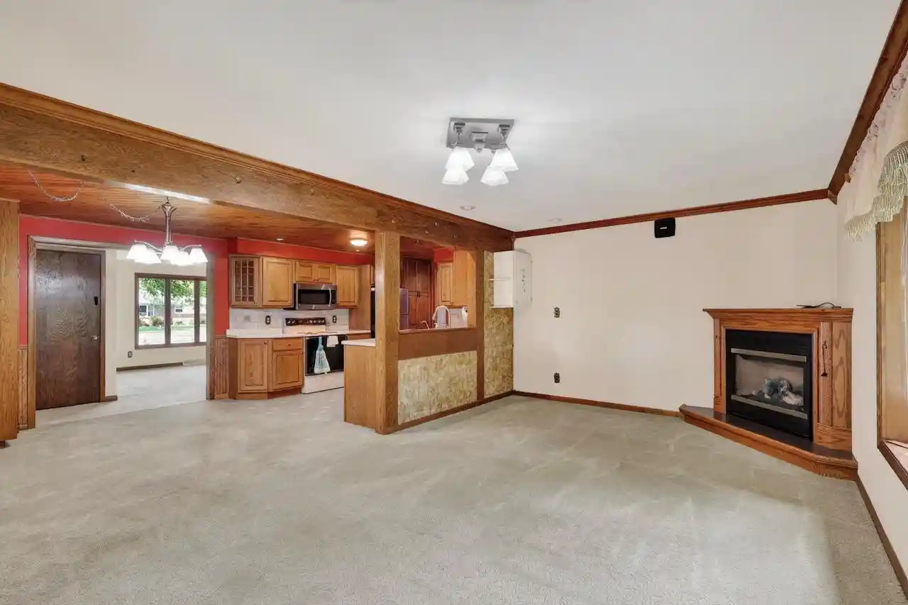 2nd image of 1060 Lakewood Lane Lane, Wisconsin Rapids, WI 54494 | MLS# 22602923