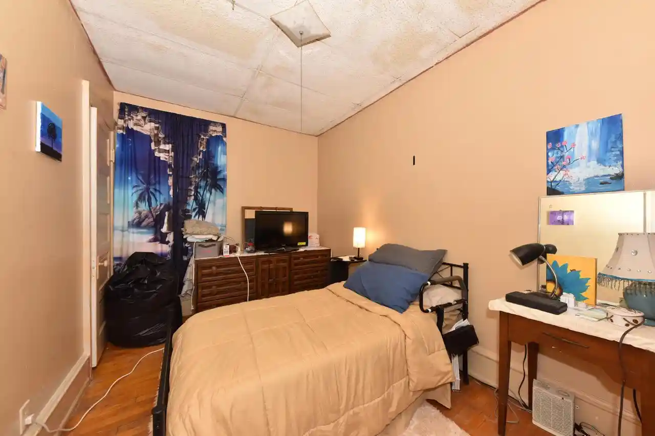 Listing Photo 5 - Condo for sale in building located at 2926-2928 W Mckinley Blvd Blvd, Milwaukee, WI 53208 - Unit #2928