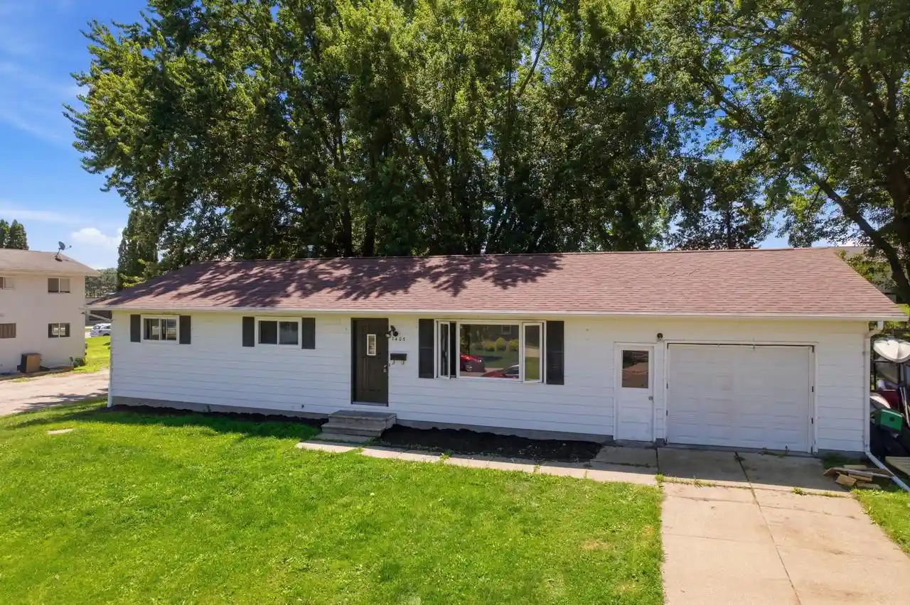 Homes for sale in Bangor, WI | 1405 Labus Dr Dr, Bangor, WI 54614 | MLS# 1968982
