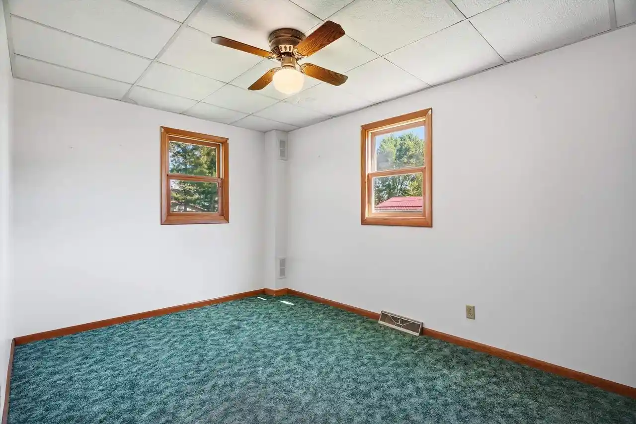 Homes for sale in Marshfield, WI | 400 N Vine Avenue Avenue, Marshfield, WI 54449 | MLS# 22602925