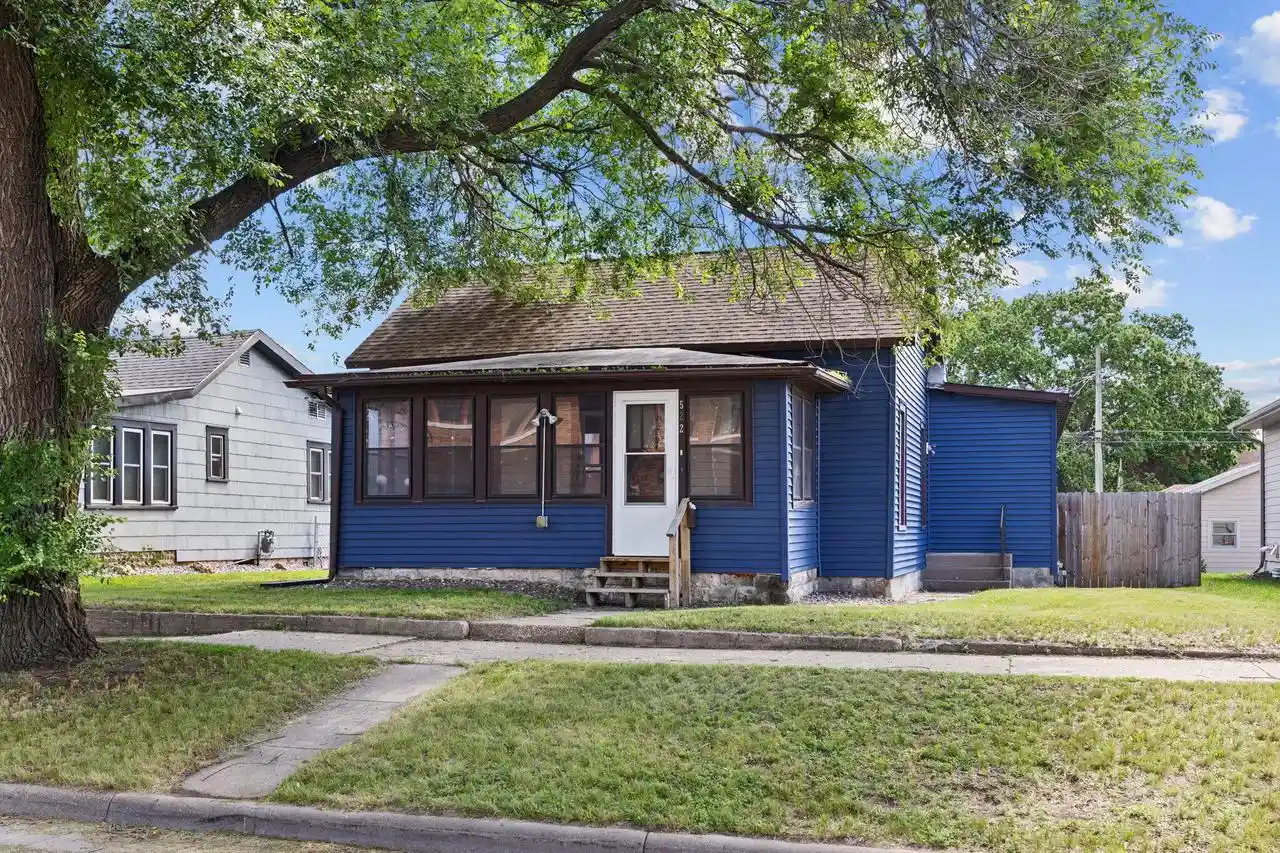 Homes for sale in La Crosse, WI | 522 Caledonia Street Street, La Crosse, WI 54601 | MLS# 1968993