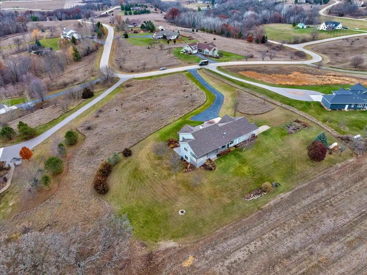 Homes for sale in New Glarus, WI | N8894 Blue Vista Lane Lane, New Glarus, WI 53574 | MLS# 2026699