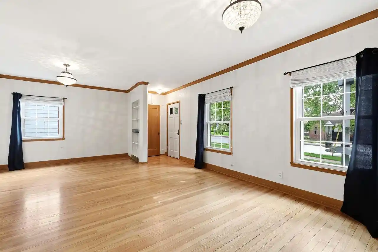 Homes for sale in Marshfield, WI | 814 S Oak Avenue Avenue, Marshfield, WI 54449 | MLS# 22602928