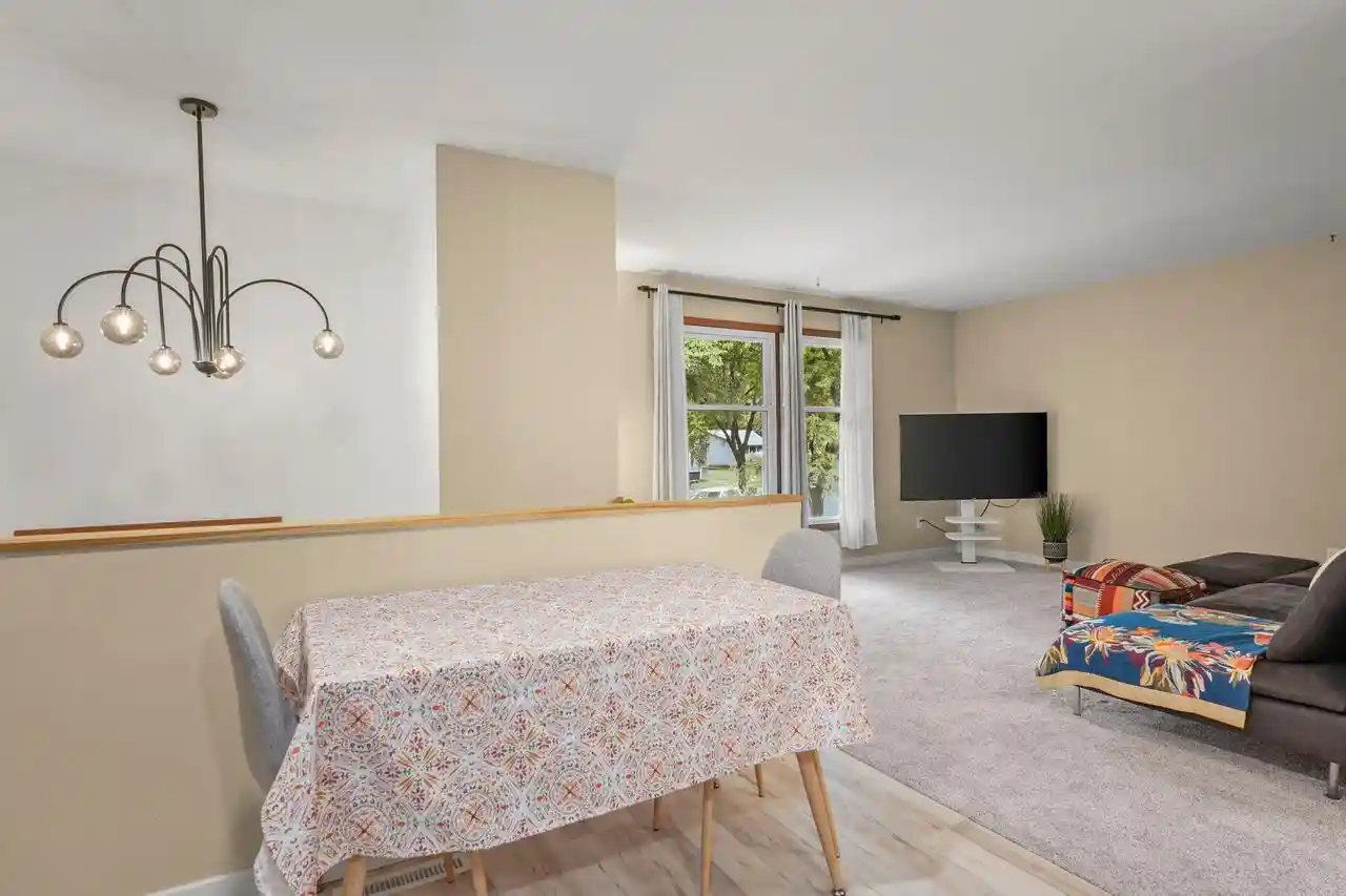 3rd image of 4426 White Aspen Road Road, Madison, WI 53707 | MLS# 2026713