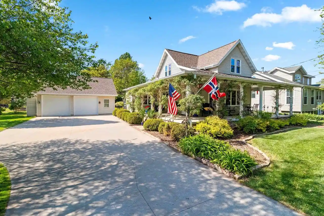 Homes for sale in Sherwood, WI | N7629 Pigeon Road Road, Sherwood, WI 54169 | MLS# 50327969