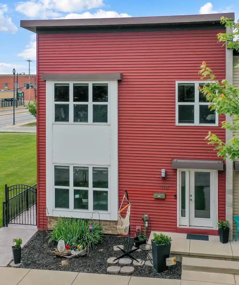 1st image of 318 N Van Buren Street Street, Green Bay, WI 54301 | MLS# 50328075