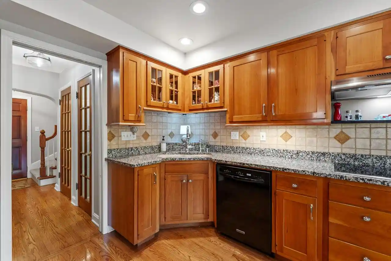 3rd image of 900 Apple Tree Lane Lane, Brookfield, WI 53005 | MLS# 1969032