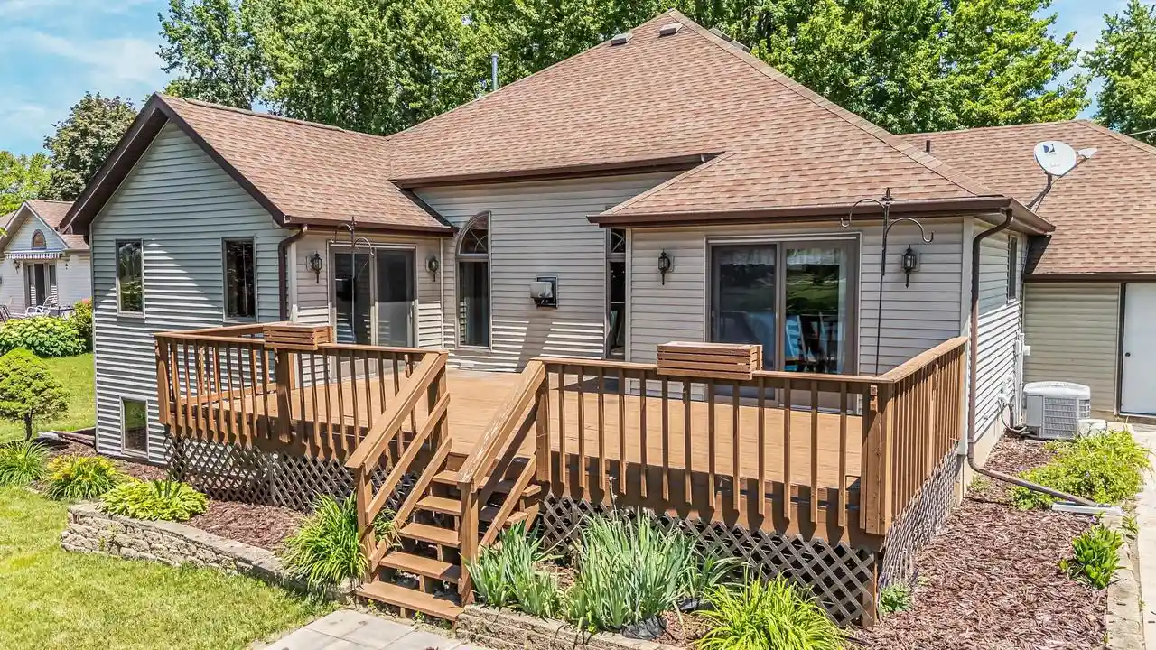 Homes for sale in Winneconne, WI | 358 S 5Th Street Street, Winneconne, WI 54986 | MLS# 50328097